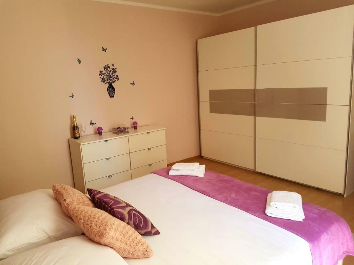 Apartments Sea View Спліт Екстер'єр фото